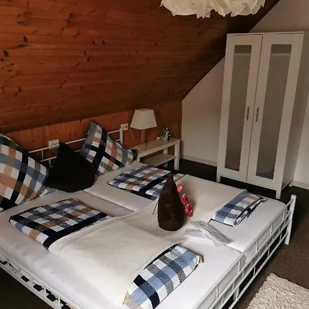 Lindenstrasse Apartment