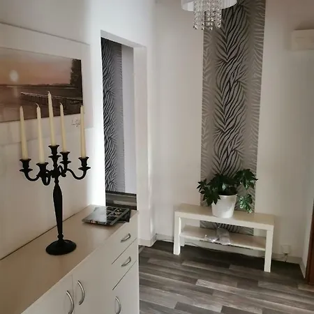 Lindenstraße *
